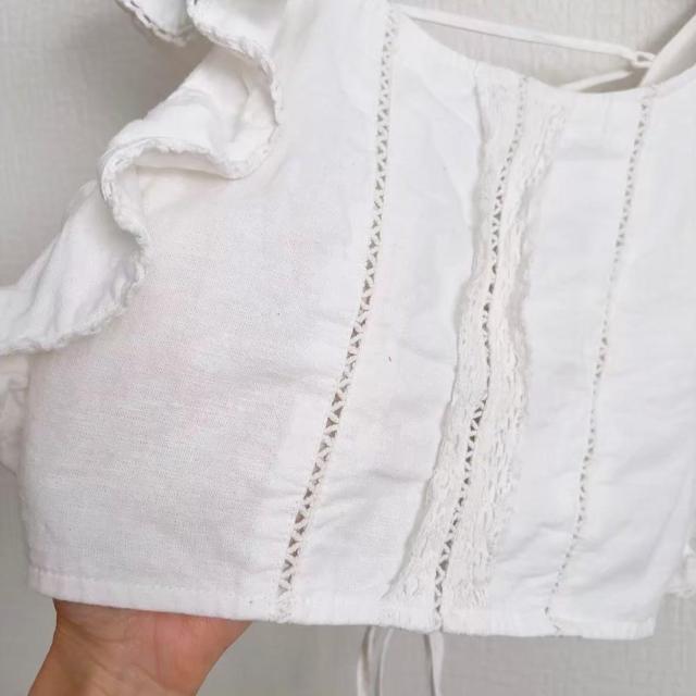 ◆ZARA/ザラ◆袖フリルクロップドトップス★ホワイトM*秋コーデ♪美品 < ブランド ◆ZARA/ザラ◆袖フリルクロップドトップス★ホワイトM*秋コーデ♪美品 < ブランドの