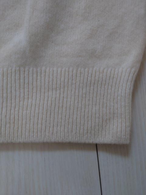 【美品】UNIQLO プレミアムラムクルーネックセーター(長袖)M < ブランド 【美品】UNIQLO プレミアムラムクルーネックセーター(長袖)M < ブランドの
