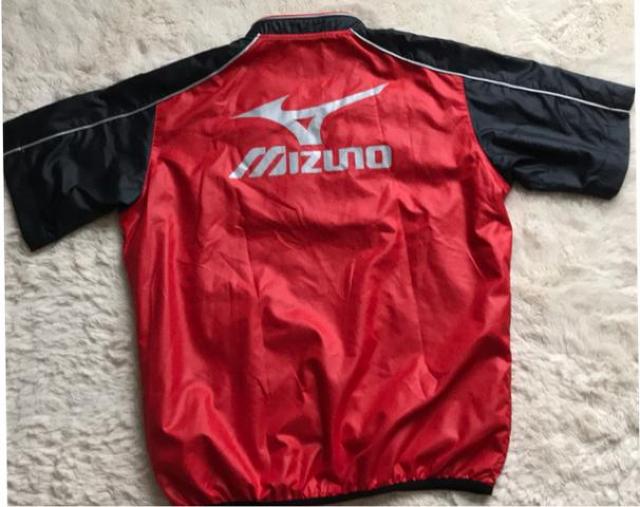 美品 MIZUNOウィンドブレーカー半袖160センチ < ブランド  美品 MIZUNOウィンドブレーカー半袖160センチ  < ブランドの