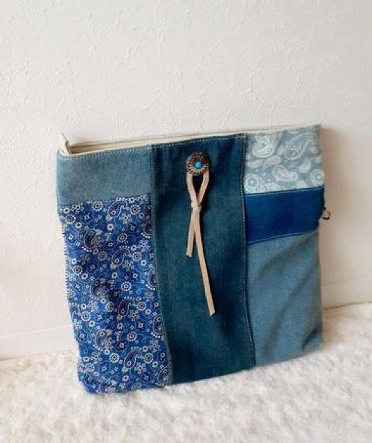 デニムパッチワーク ペイズリー ボーダー ウォッシュ加工 コンチョボタン クラッチバッグ ポーチ < 女性ファッション  デニムパッチワーク ペイズリー ボーダー ウォッシュ加工 コンチョボタン クラッチバッグ ポーチ < 女性ファッションの