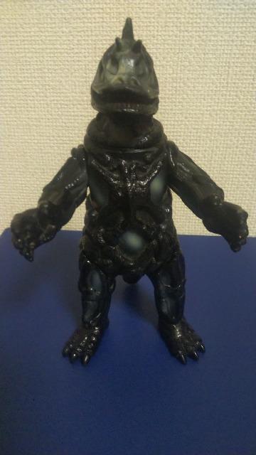 EgbV[{[Y 1983o_C   zr[ 