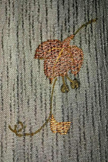 【最高級】新品同様 グラデーション 金彩 シシュウ 蔓草 粋な付下げ 身丈158cm 裄丈65.5cm T3497 < 女性ファッション  【最高級】新品同様 グラデーション 金彩 シシュウ 蔓草 粋な付下げ 身丈158cm 裄丈65.5cm T3497 < 女性ファッションの