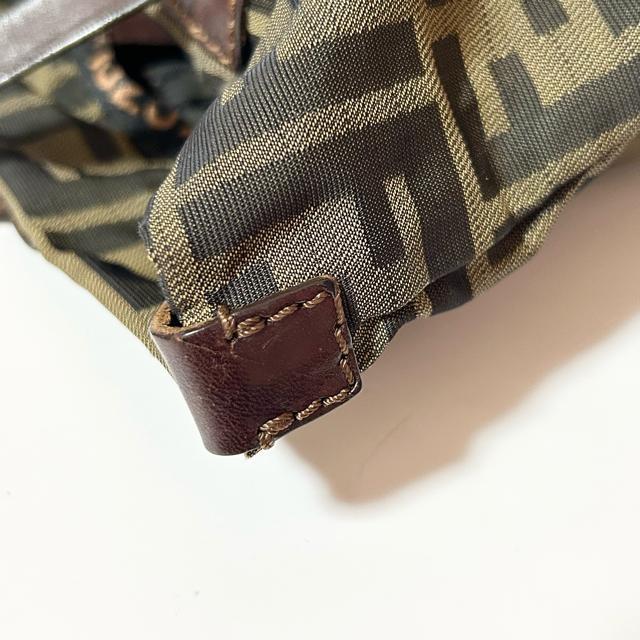FENDI �Y�b�J �L�����o�X ���U�[ �g�[�g�o�b�O  �n���h�o�b�O �u���E�� �� �u�����h�� 