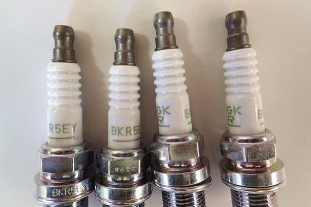 NGK R BKR5EY 4本セット 未使用ストック品 < 自動車/バイク NGK R BKR5EY 4本セット 未使用ストック品 < 自動車/バイク