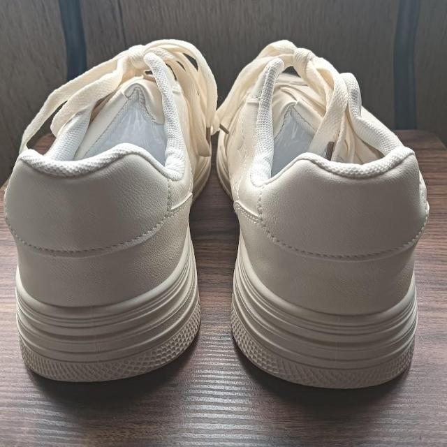 新品 26.5cm メンズ スニーカー ベージュ シューズ 靴 オフホワイト < 男性ファッション  新品 26.5cm メンズ スニーカー ベージュ シューズ 靴 オフホワイト < 男性ファッションの
