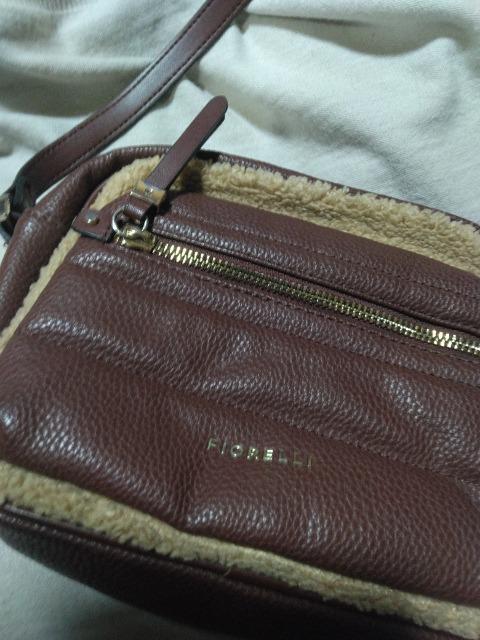 FIORELLI可愛いボアショルダー < 女性ファッション FIORELLI可愛いボアショルダー < 女性ファッションの