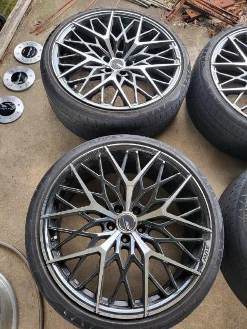 SUW(�X�[)�N���C���C�g �A���A-M5(ALIA-M5) �� ������/�o�C�N