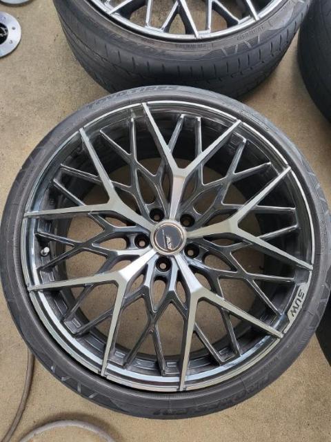 SUW(�X�[)�N���C���C�g �A���A-M5(ALIA-M5) �� ������/�o�C�N