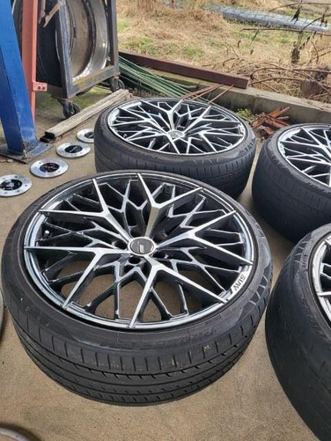 SUW(�X�[)�N���C���C�g �A���A-M5(ALIA-M5) �� ������/�o�C�N