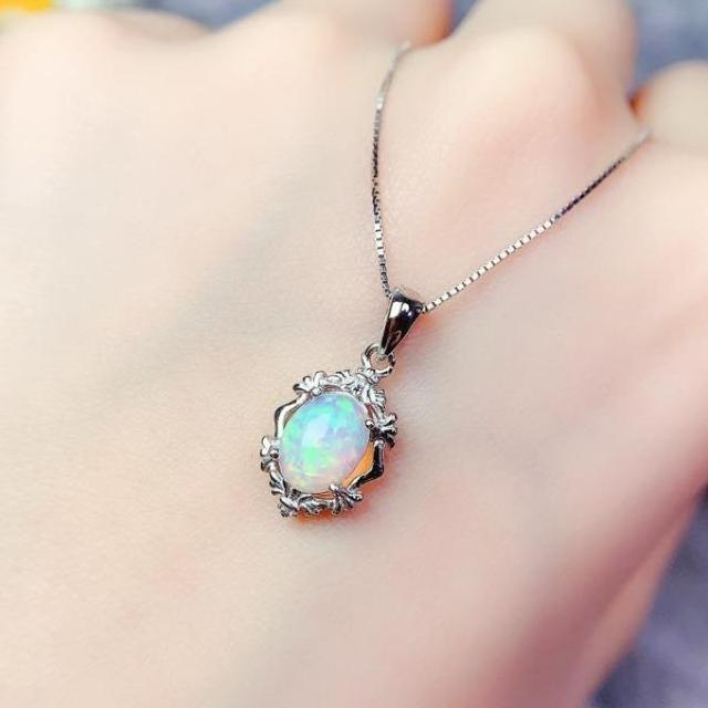魅惑的な天然オパール ペンダント 高級 天然 ナチュラル アクセサリー カラーストーン S0_5383 < 女性アクセサリー/時計 魅惑的な天然オパール ペンダント 高級 天然 ナチュラル アクセサリー カラーストーン S0_5383 < 女性アクセサリー/時計の