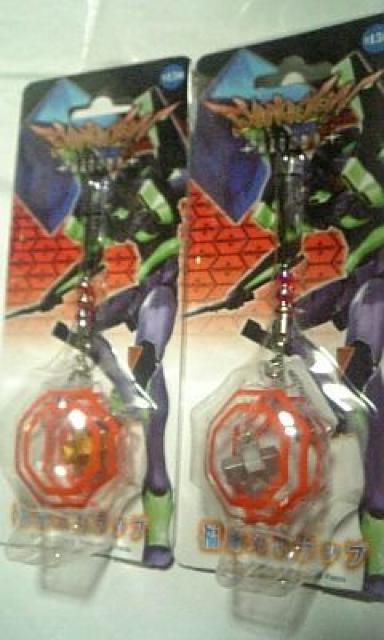 エヴァンゲリオン 福音 ストラップ2種類 非売品 < アニメ/コミック/キャラクター  エヴァンゲリオン 福音 ストラップ2種類 非売品  < アニメ/コミック/キャラクターの