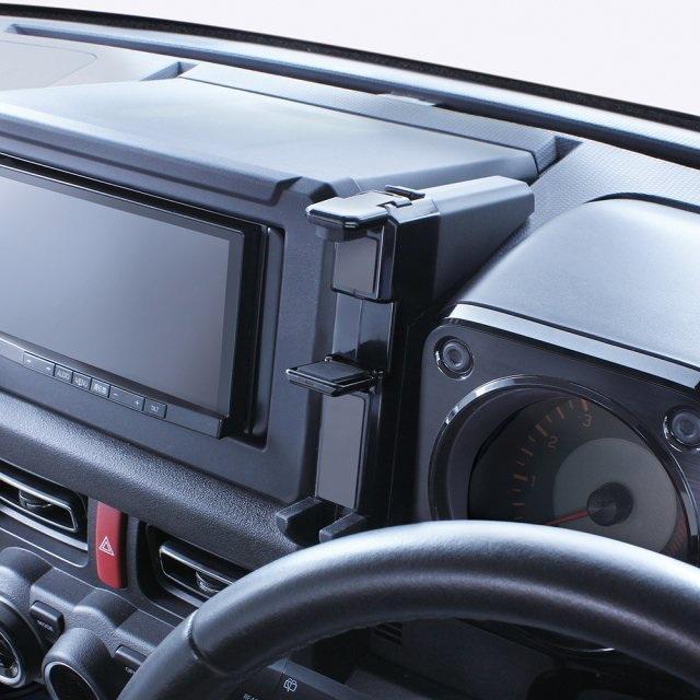 新型ジムニー専用設計で純正パネル感覚 スマートフォンホルダー モニターパネルとメータークラのすき間に取り付けるスマホホルダー < 自動車/バイク 新型ジムニー専用設計で純正パネル感覚 スマートフォンホルダー モニターパネルとメータークラのすき間に取り付けるスマホホルダー < 自動車/バイク