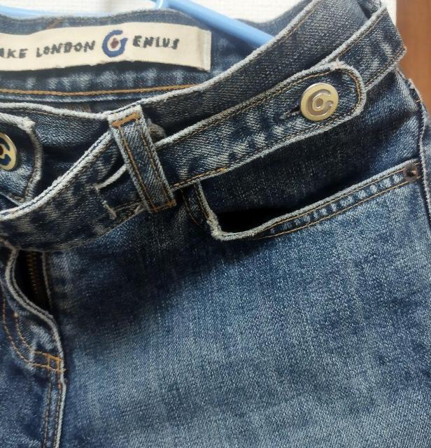 FAKE LONDON デニム 共布ベルト スリムブーツカットジーンズ XS < 女性ファッション  FAKE LONDON デニム 共布ベルト スリムブーツカットジーンズ XS < 女性ファッションの