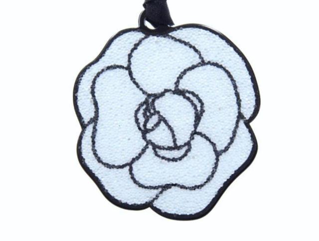 Vl mxeB JA`[ HYDRA BEAUTY ChD r[eB  CHANELyKiz  uh 