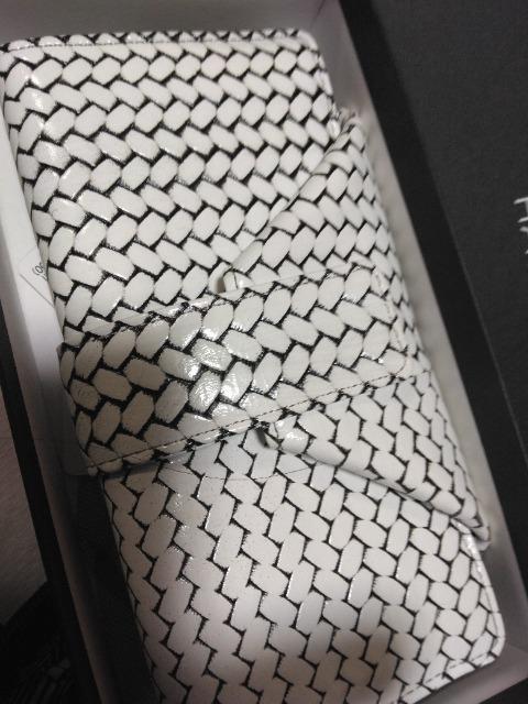新品HIROKO HAYASHI長財布42900円&LANVINenポーチ レタパ込 < 女性ファッション  新品HIROKO HAYASHI長財布42900円&LANVINenポーチ レタパ込 < 女性ファッションの