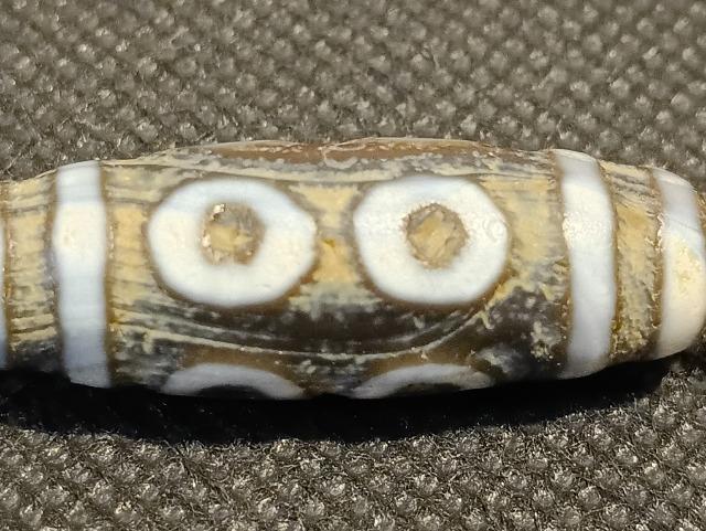 ���A��̃u���X�ł��B�u�Г�A�׋C�����͂ɏ�������B�v��_���B �� �����A�N�Z�T���[/���v�� 