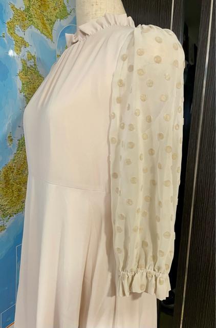 MINIMUM クリーム色 Aラインドレス 長袖 美品 < ブランド  MINIMUM クリーム色 Aラインドレス 長袖 美品 < ブランドの
