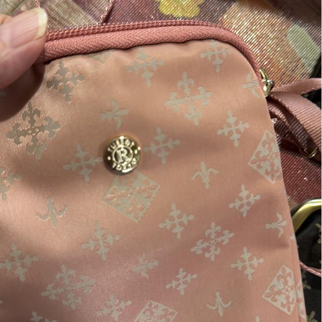 ӂ߂ārussetVi܌E|[`iX}zV_[obN3_܂Ƃߔ聚500~X^[g