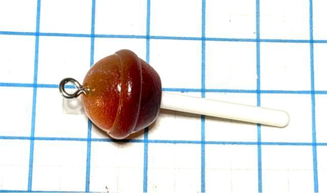 675 ロリポップキャンディ 1個 コーラ色 樹脂パーツ チャーム お菓子◯ < ペット/手芸/園芸 675 ロリポップキャンディ 1個 コーラ色 樹脂パーツ チャーム お菓子◯ < ペット/手芸/園芸の