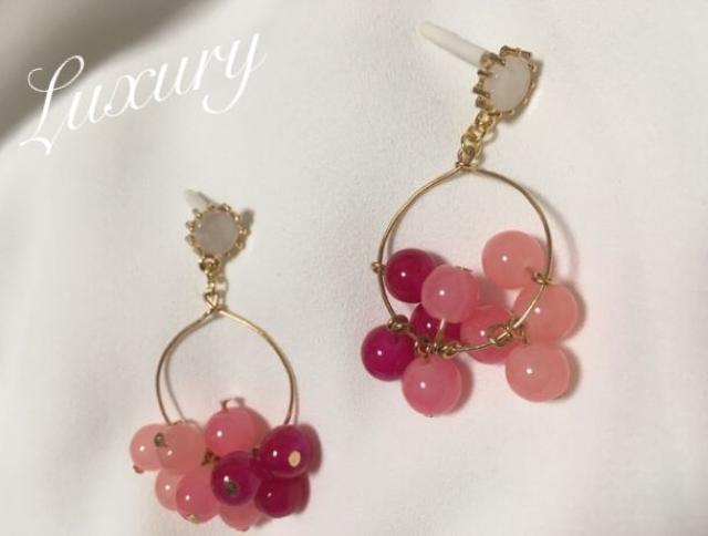 フープビジューピアス【新品未使用】Pinkピンク×Goldゴールド < 女性アクセサリー/時計  フープビジューピアス【新品未使用】Pinkピンク×Goldゴールド < 女性アクセサリー/時計の