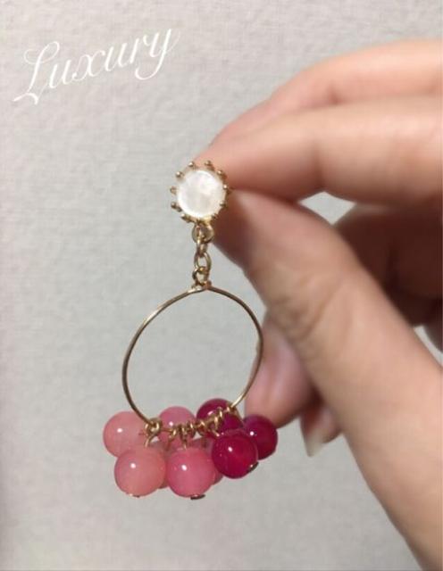 フープビジューピアス【新品未使用】Pinkピンク×Goldゴールド < 女性アクセサリー/時計  フープビジューピアス【新品未使用】Pinkピンク×Goldゴールド < 女性アクセサリー/時計の
