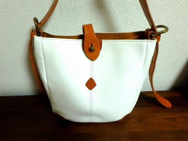 ◆CLEDRAN クレドラン ショルダーバッグ 中古品 < 女性ファッション  ◆CLEDRAN クレドラン ショルダーバッグ 中古品 < 女性ファッションの