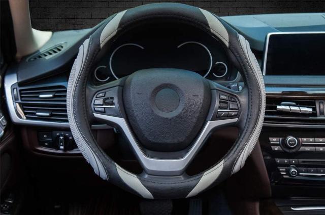 ハンドルカバー 軽自動車 シリコーン レザー sサイズ おしゃれ 手触りよし ステアリングカバー グリップ感よし グレー < 自動車/バイク ハンドルカバー 軽自動車 シリコーン レザー sサイズ おしゃれ 手触りよし ステアリングカバー グリップ感よし グレー < 自動車/バイク