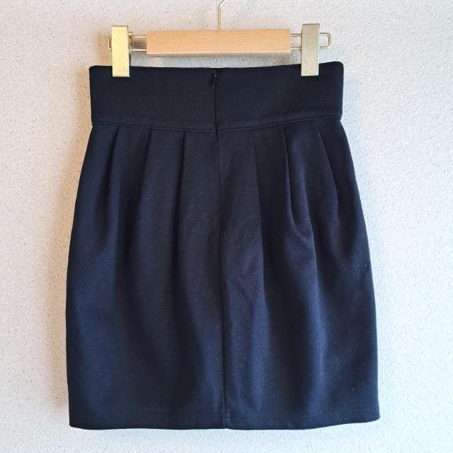 LOVE BOAT*コクーンミニスカート*ブラック < 女性ファッション  LOVE BOAT*コクーンミニスカート*ブラック < 女性ファッションの