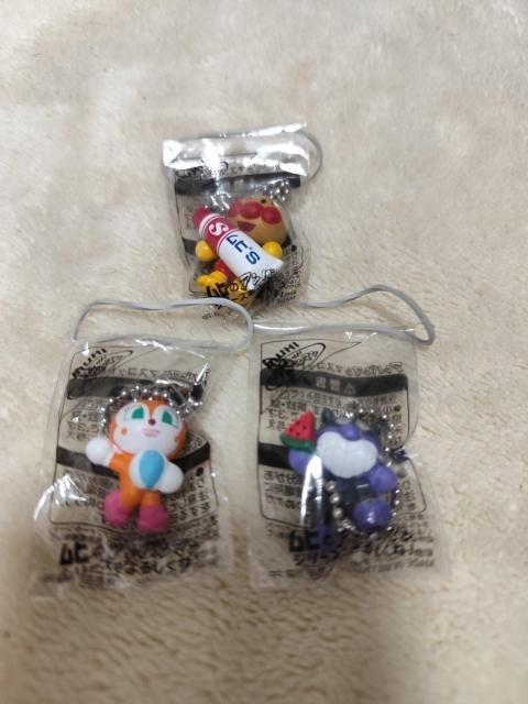 ムヒ キーホルダー 3個 アンパンマン ドキンちゃん バイキンマン < アニメ/コミック/キャラクター ムヒ キーホルダー 3個 アンパンマン ドキンちゃん バイキンマン < アニメ/コミック/キャラクターの