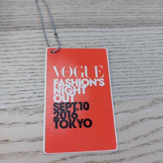 VOGUE FASHION'S NIGHT OUT 2016 �^�O�@�X�g���b�v  �� �z�r�[�� 