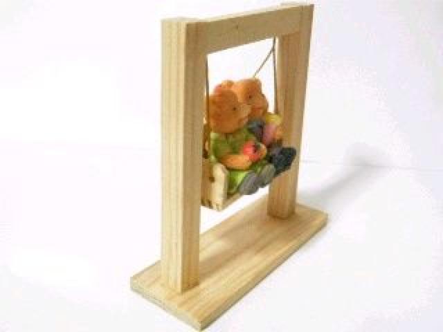 可愛い♪木製&樹脂製 カントリーラブラブくまさん《揺れるブランコ》U < おもちゃ 可愛い♪木製&樹脂製 カントリーラブラブくまさん《揺れるブランコ》U < おもちゃの