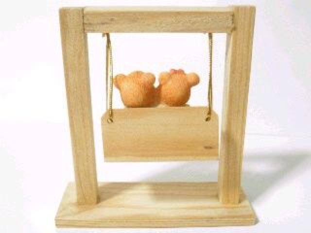 可愛い♪木製&樹脂製 カントリーラブラブくまさん《揺れるブランコ》U < おもちゃ 可愛い♪木製&樹脂製 カントリーラブラブくまさん《揺れるブランコ》U < おもちゃの