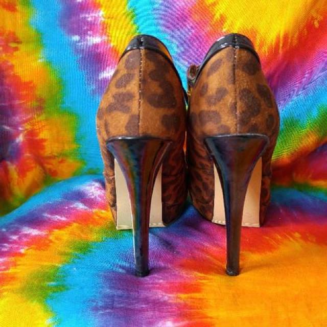 超美脚(´∀`)豹柄スエード&エナメル切替厚底ショートブーツ□L < 女性ファッション  超美脚(´∀`)豹柄スエード&エナメル切替厚底ショートブーツ□L < 女性ファッションの