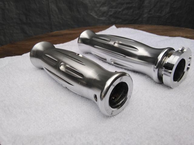 アルミ削りだし22.2mm用グリッフ ゜ストリートカスタム < 自動車/バイク アルミ削りだし22.2mm用グリッフ ゜ストリートカスタム < 自動車/バイク