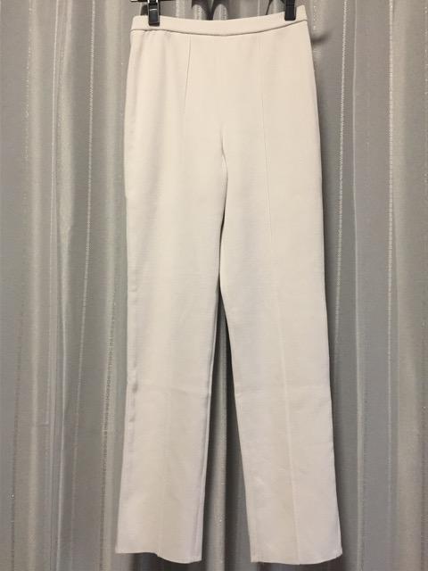 トゥモローランドニットバックスリットパンツ < ブランド  トゥモローランドニットバックスリットパンツ < ブランドの