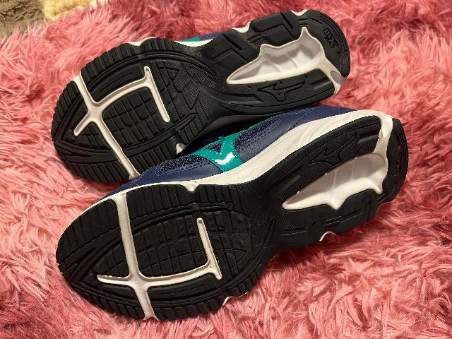 ミズノスニーカー < 女性ファッション  ミズノスニーカー < 女性ファッションの