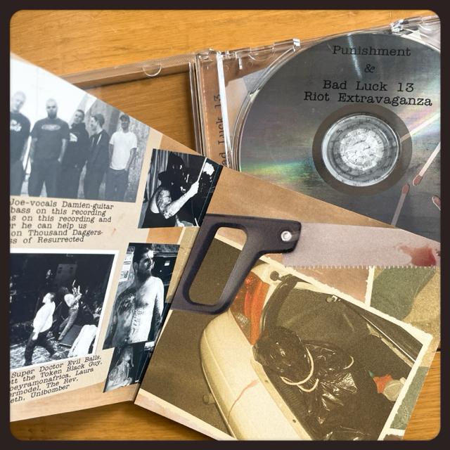 激レア!THE BAD LUCK 13 RIOT バッドラックサーティー EXTRAVAGANZA & PUNISHMENT < CD/DVD/ビデオ  激レア!THE BAD LUCK 13 RIOT バッドラックサーティー EXTRAVAGANZA & PUNISHMENT < CD/DVD/ビデオの