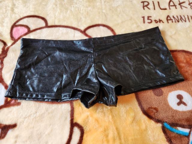 フェイクレザーショート パンツ < 女性ファッション フェイクレザーショート パンツ < 女性ファッションの