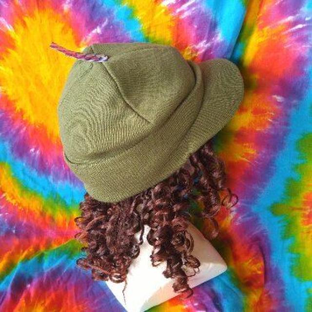 男女兼用†つば付きニット帽子■カーキ■B系カジュアルに♪ < 男性ファッション  男女兼用†つば付きニット帽子■カーキ■B系カジュアルに♪ < 男性ファッションの