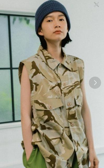 WHIMSIC 迷彩シャツジレ ノースリーブ 未使用タグなし < 女性ファッション  WHIMSIC 迷彩シャツジレ ノースリーブ 未使用タグなし  < 女性ファッションの