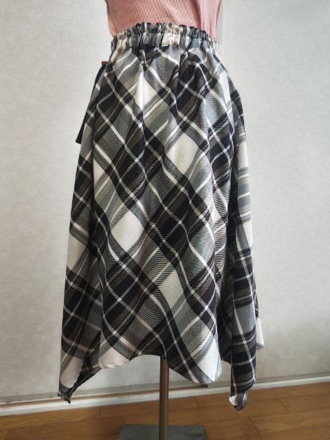 ★チェック柄アシメスカート★L★ < 女性ファッション ★チェック柄アシメスカート★L★ < 女性ファッションの