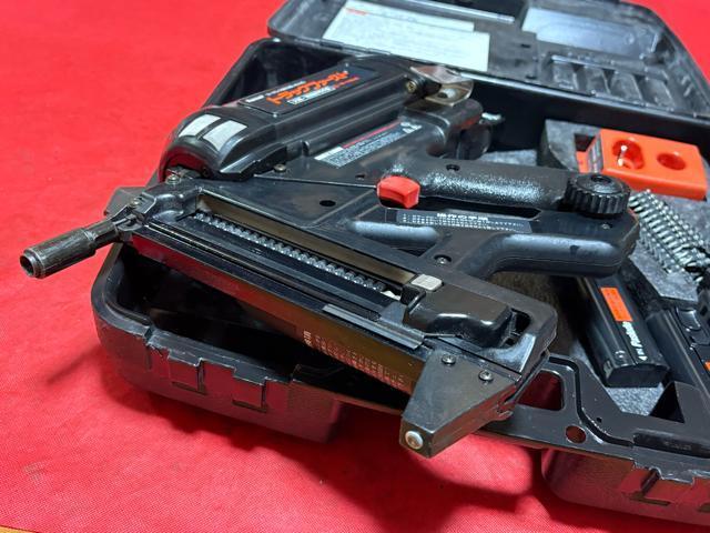 コードレスガス式鋲打機 TF-1100JQ ケース付動作品 4126-04-1 < ペット/手芸/園芸 コードレスガス式鋲打機 TF-1100JQ ケース付動作品 4126-04-1 < ペット/手芸/園芸の