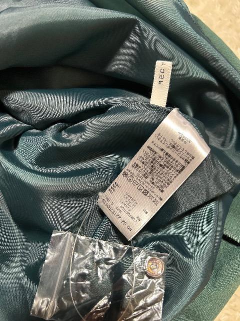 新品REDTAZEL★レーヨン混ワンピース < 女性ファッション 新品REDTAZEL★レーヨン混ワンピース < 女性ファッションの