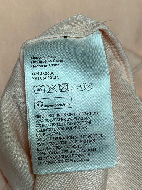 DIVIDCD☆ピンクTシャツ☆可愛い光沢ベロア風生地☆ < ブランド DIVIDCD☆ピンクTシャツ☆可愛い光沢ベロア風生地☆ < ブランドの