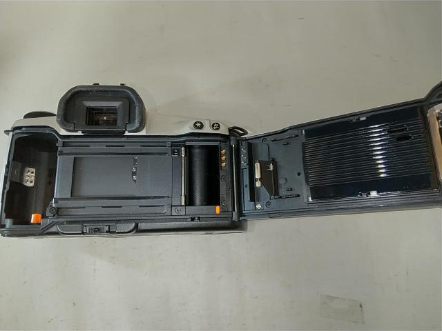 Canon EOS Kiss i + EF 35-80mm V