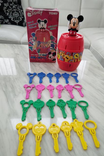 TOMY ディズニー 危機一髪ゲーム ミッキーマウス < おもちゃ TOMY ディズニー 危機一髪ゲーム ミッキーマウス < おもちゃの