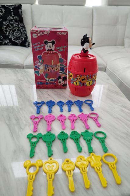 TOMY ディズニー 危機一髪ゲーム ミッキーマウス < おもちゃ TOMY ディズニー 危機一髪ゲーム ミッキーマウス < おもちゃの