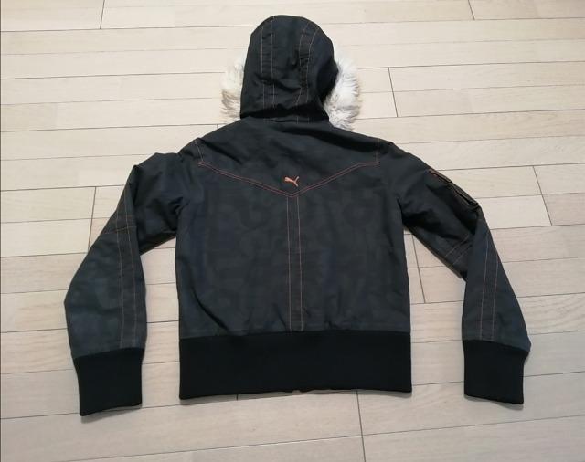 美品★特価★プーマ★ジャケット冬物足長効果抜群ロゴ大活躍必須アイテムブラックフーディ付き < 女性ファッション  美品★特価★プーマ★ジャケット冬物足長効果抜群ロゴ大活躍必須アイテムブラックフーディ付き < 女性ファッションの