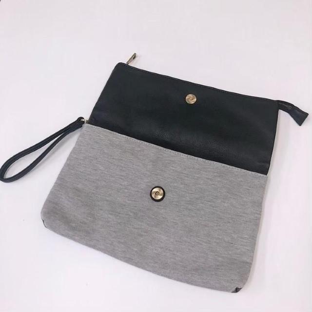 ◆グレー×迷彩クラッチバッグ◆スウェット生地★カジュアル*秋コーデ♪ < 女性ファッション  ◆グレー×迷彩クラッチバッグ◆スウェット生地★カジュアル*秋コーデ♪ < 女性ファッションの