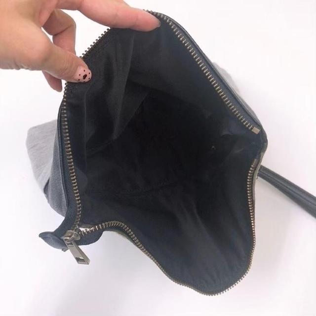 ◆グレー×迷彩クラッチバッグ◆スウェット生地★カジュアル*秋コーデ♪ < 女性ファッション  ◆グレー×迷彩クラッチバッグ◆スウェット生地★カジュアル*秋コーデ♪ < 女性ファッションの